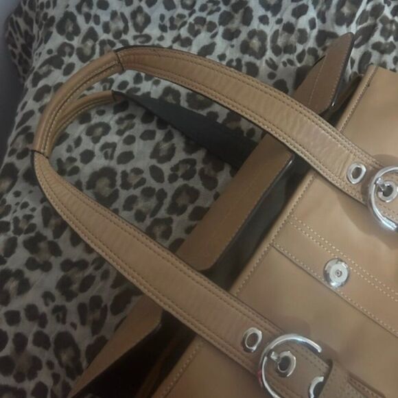 Coach F12304 Vintage Y2k Glove Tanned/Brown buckle Soho shoulder bag (Leather)